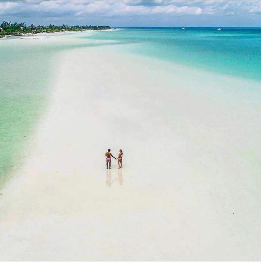 Hotel La Casa Del Capi Isla Holbox Exterior photo