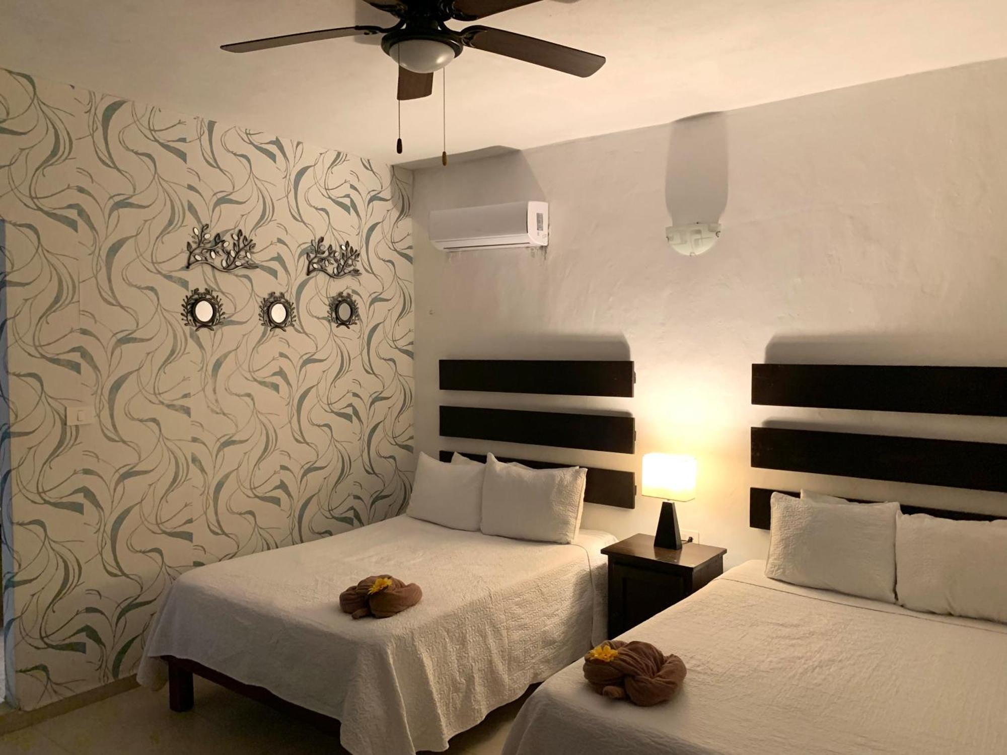 Hotel La Casa Del Capi Isla Holbox Exterior photo